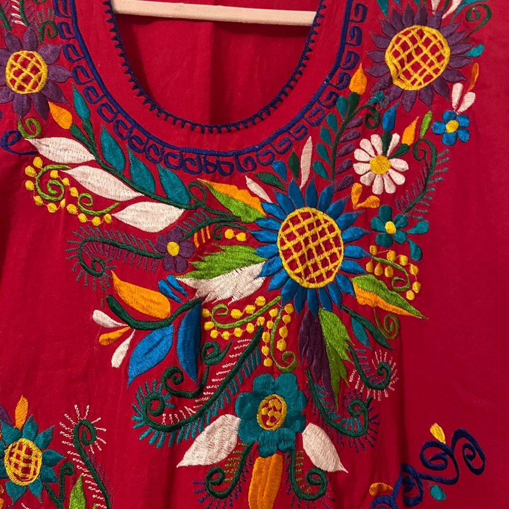Red Embroidered Blouse, XL - Picture 2 of 4